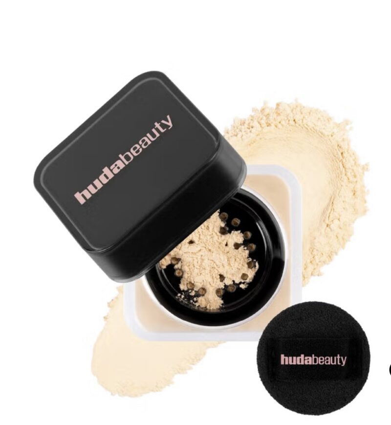 HUDA BEAUTY Baby Bake Easy Bake Loose Powder Mini Banana Bread